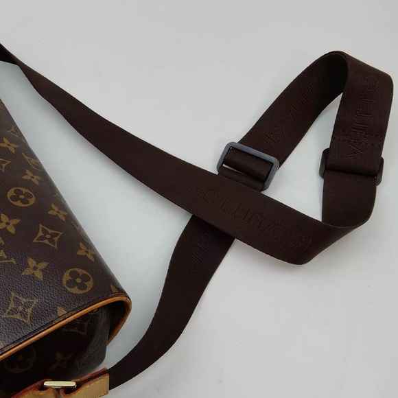 Louis Vuitton Abbesses Messenger Bag - Picture 5 of 9